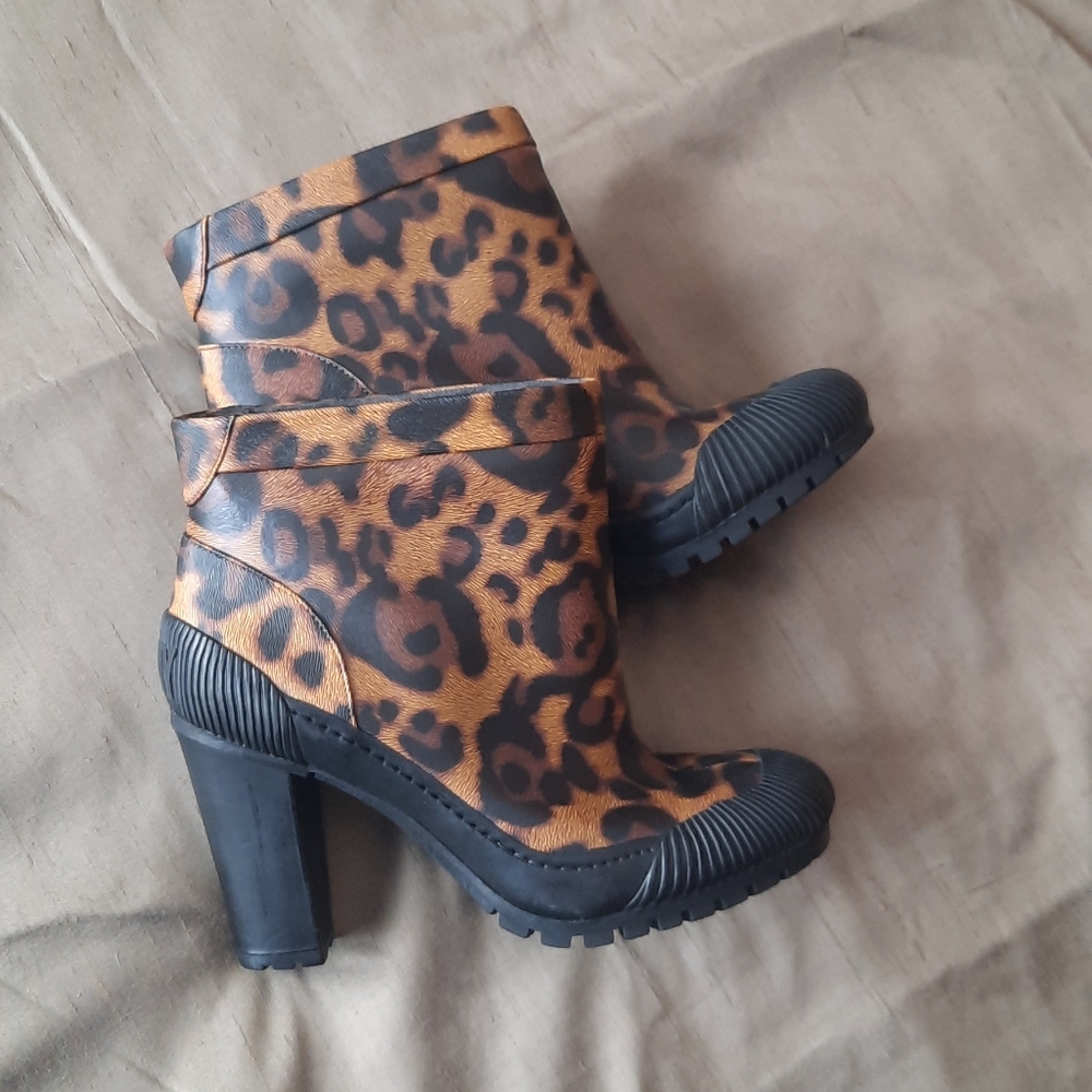 Dkny boots